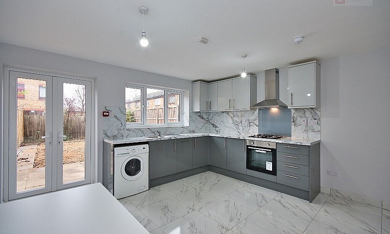 High Spec 5 Double B...