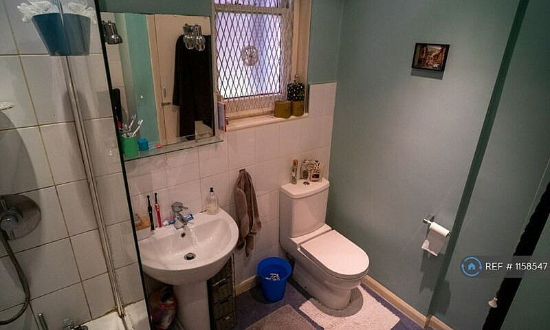 1 Bedroom Flat In Co...