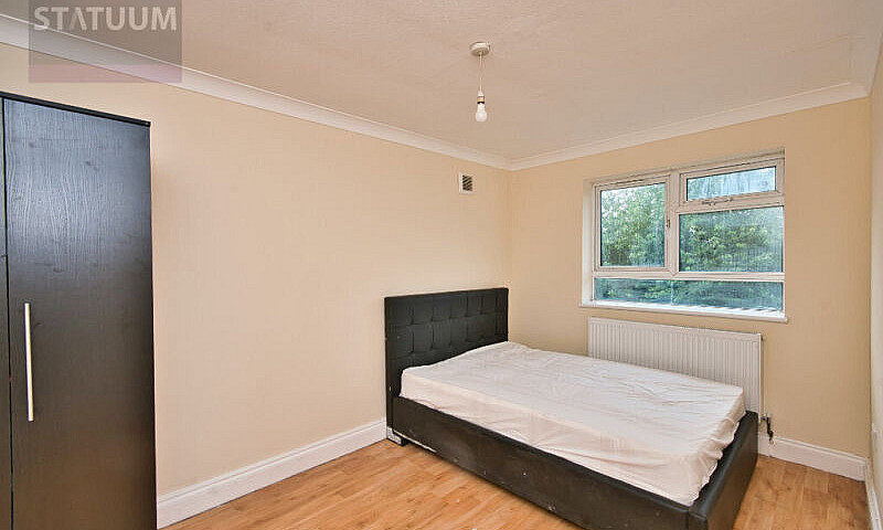 Stunning 2 Bed Apart...