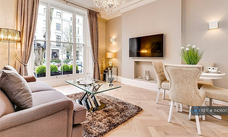 1 Bedroom Flat In He...