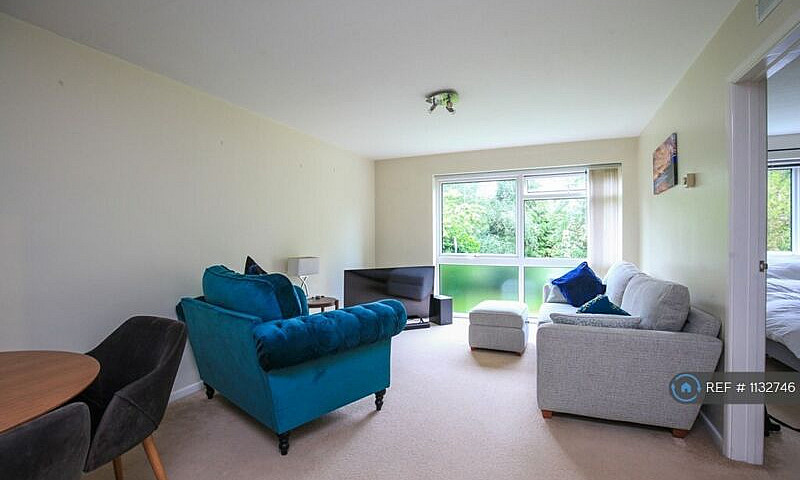 1 Bedroom Flat In Co...