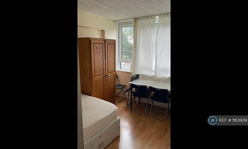 1 Bedroom In Cherbur...