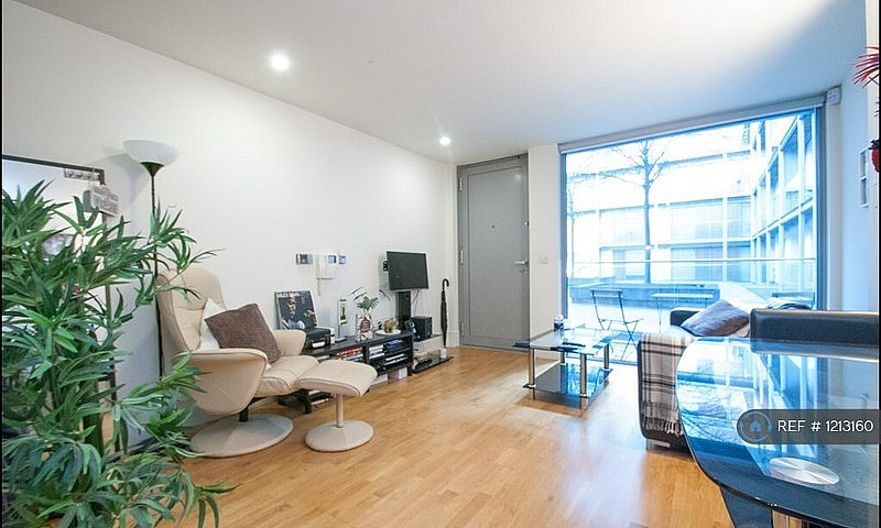 1 Bedroom Flat In Hi...
