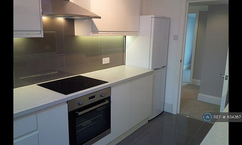 3 Bedroom Flat In Ki...