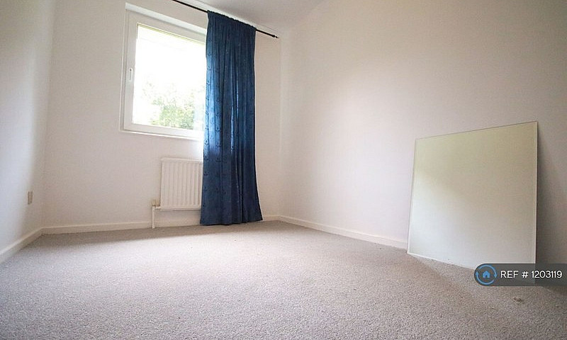 4 Bedroom House In L...