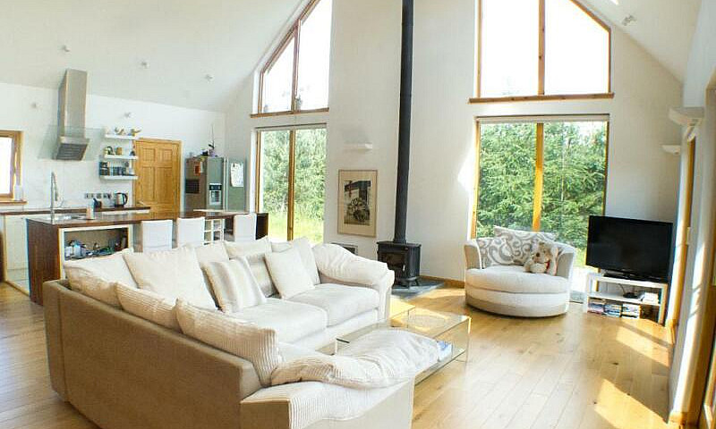 4 Bedroom House In D...