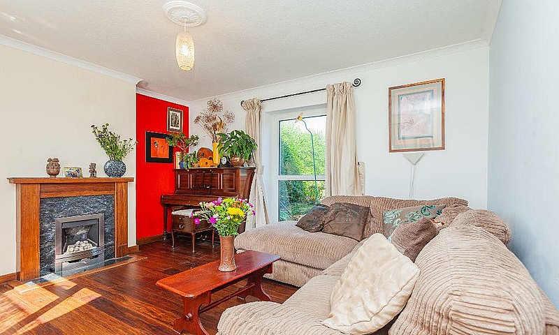 3 Bedroom House In W...