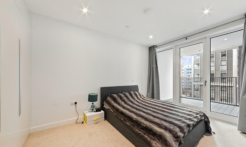 1 Bedroom Flat In We...