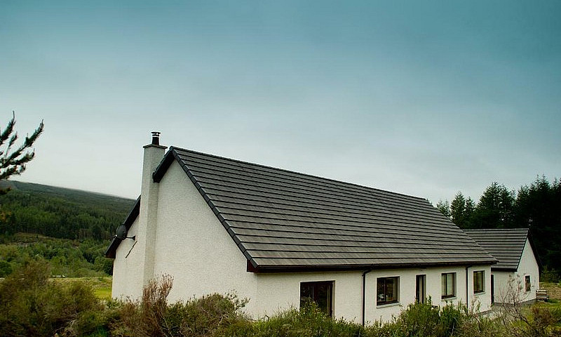 4 Bedroom House In D...