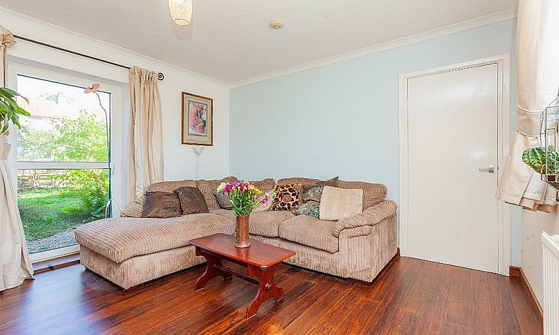 3 Bedroom House In W...