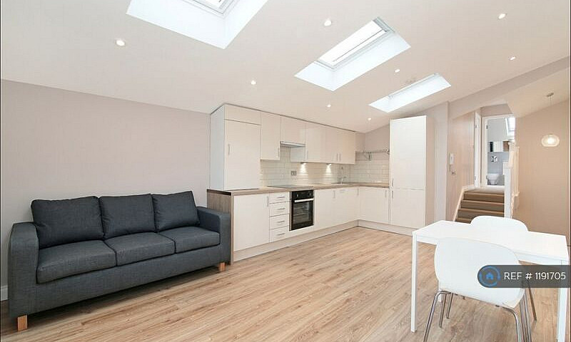 1 Bedroom Flat In Go...