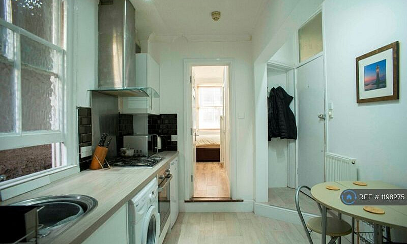 1 Bedroom In Farm Ro...