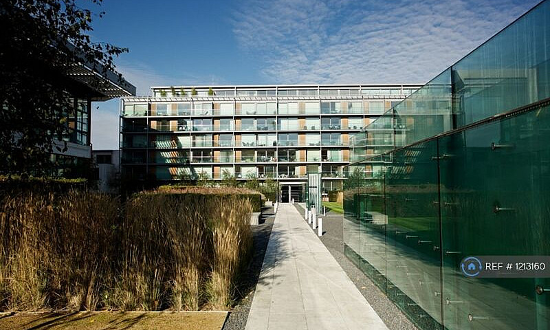 1 Bedroom Flat In Hi...