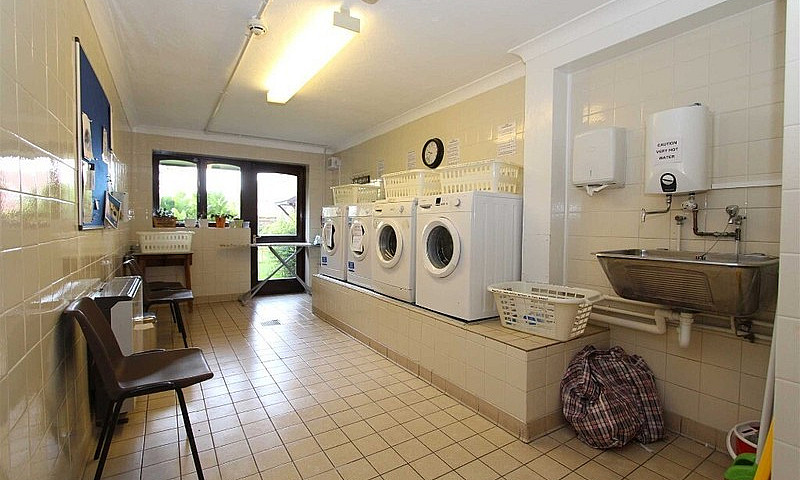 2 Bed Retirement Fla...