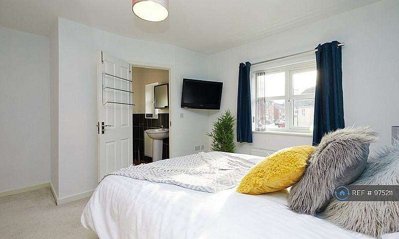 1 Bedroom In Girton ...