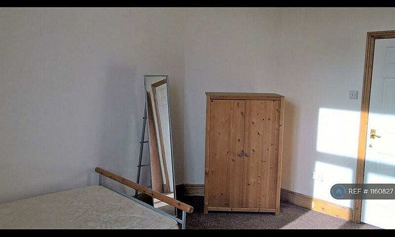 1 Bedroom Flat In Br...