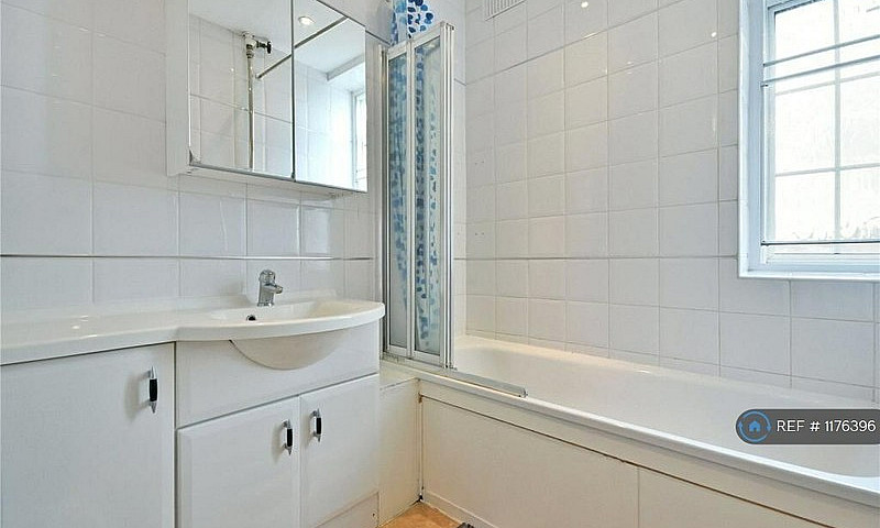 2 Bedroom Flat In Ve...