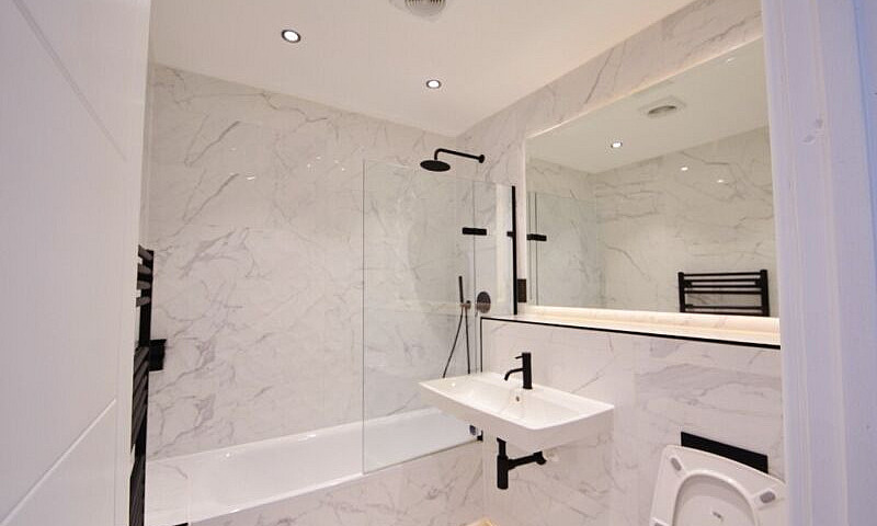 Amazing One Bedroom ...