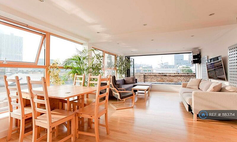 2 Bedroom Flat In Ga...