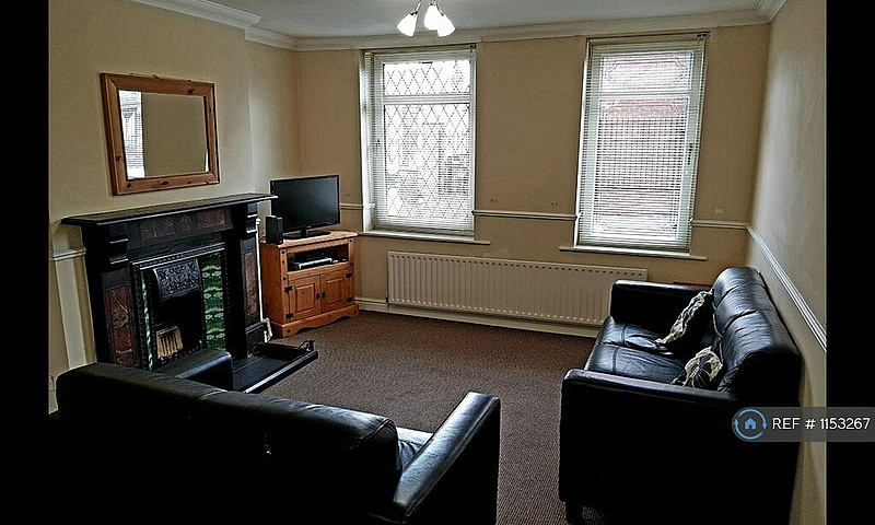 1 Bedroom In Co-Oper...