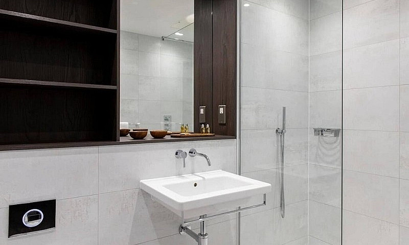 1 Bedroom Flat, Grea...