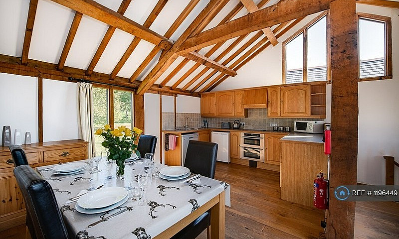 1 Bedroom House In T...