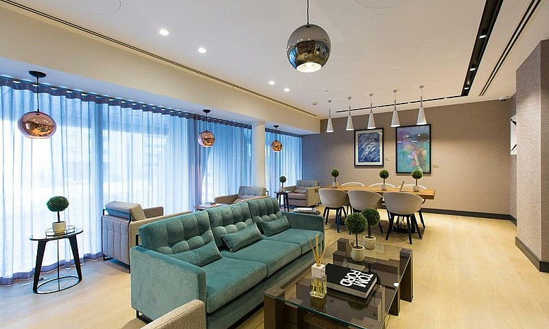 2 Bedroom Flat In Pi...
