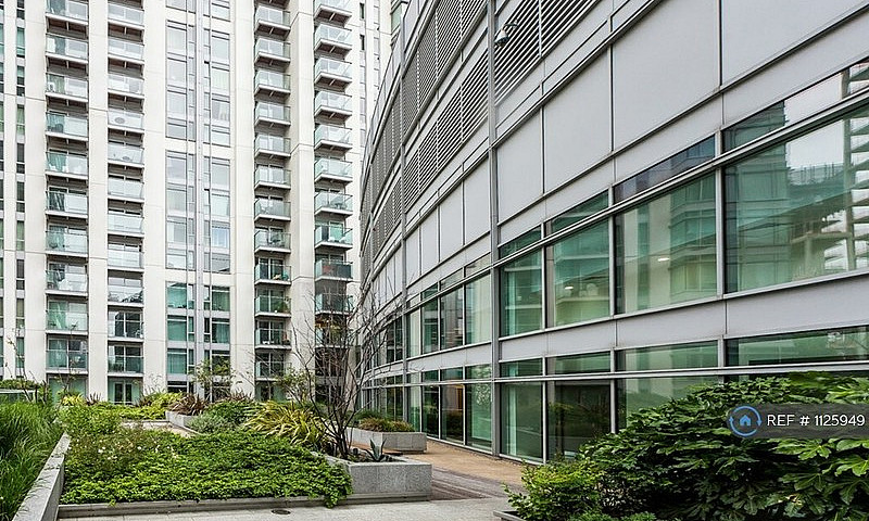 Studio Flat In Pan P...