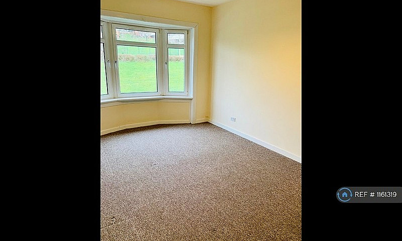 3 Bedroom Flat In Ch...