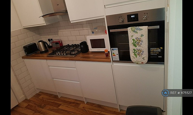 1 Bedroom In St. Joh...
