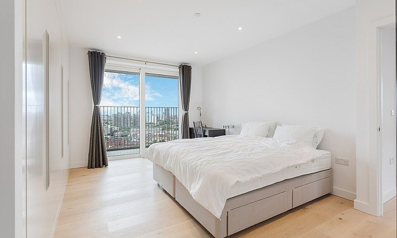 3Bed 3Bath,17Th Floo...