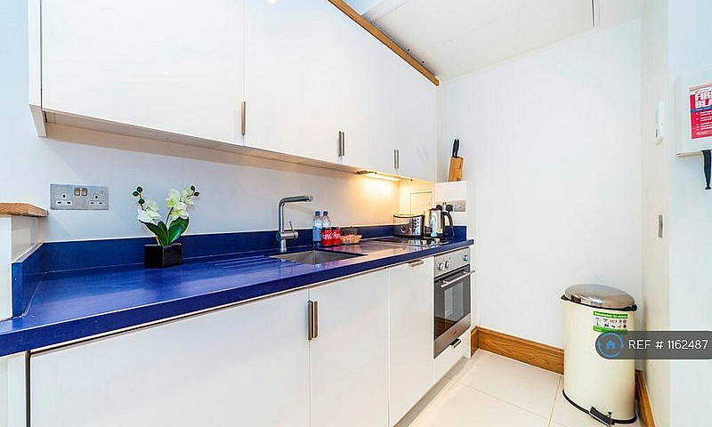 1 Bedroom Flat In Wi...
