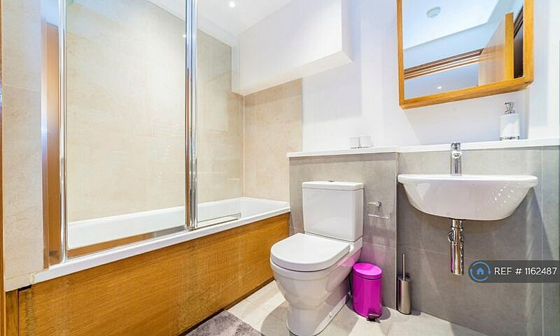 1 Bedroom Flat In Wi...