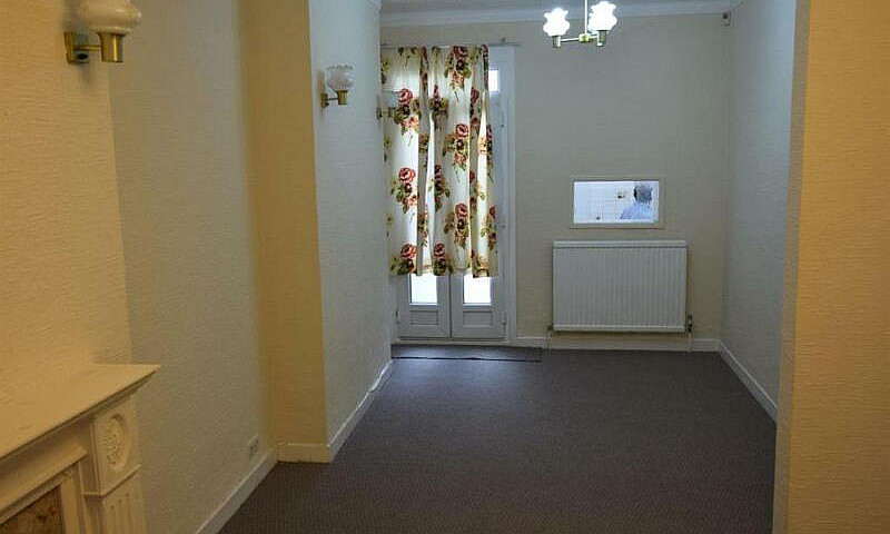 3 Bedroom House In H...