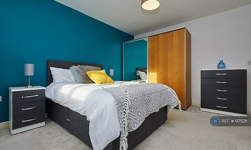 1 Bedroom In Girton ...