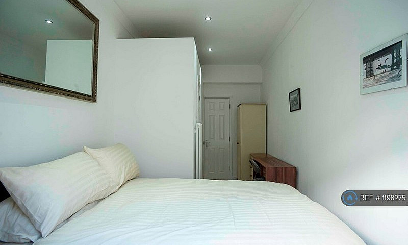 1 Bedroom In Farm Ro...