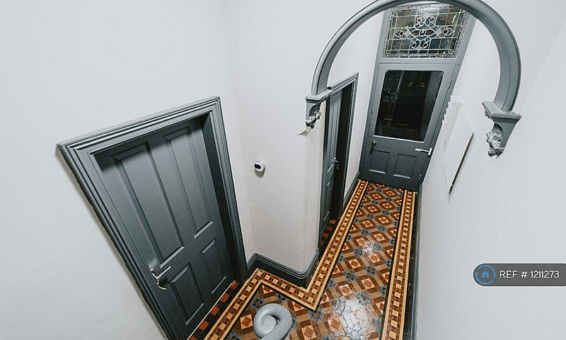 1 Bedroom In Mount C...