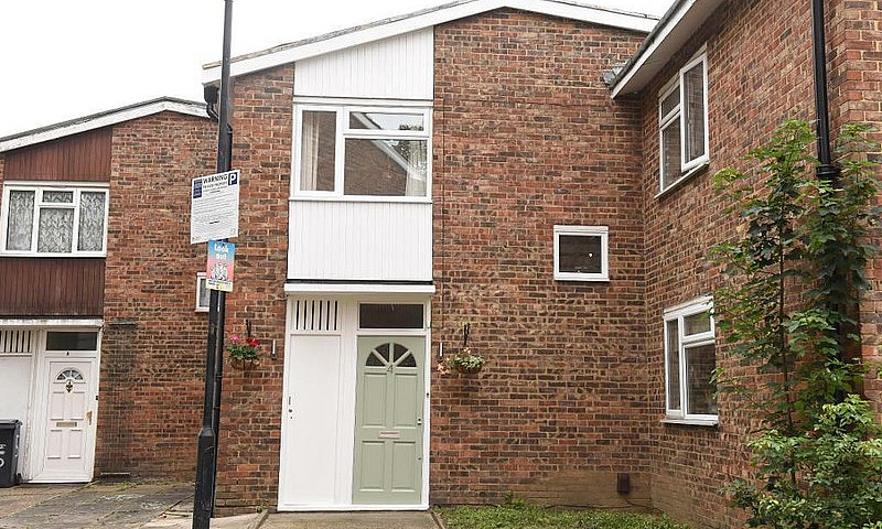 3 Bedroom House In S...