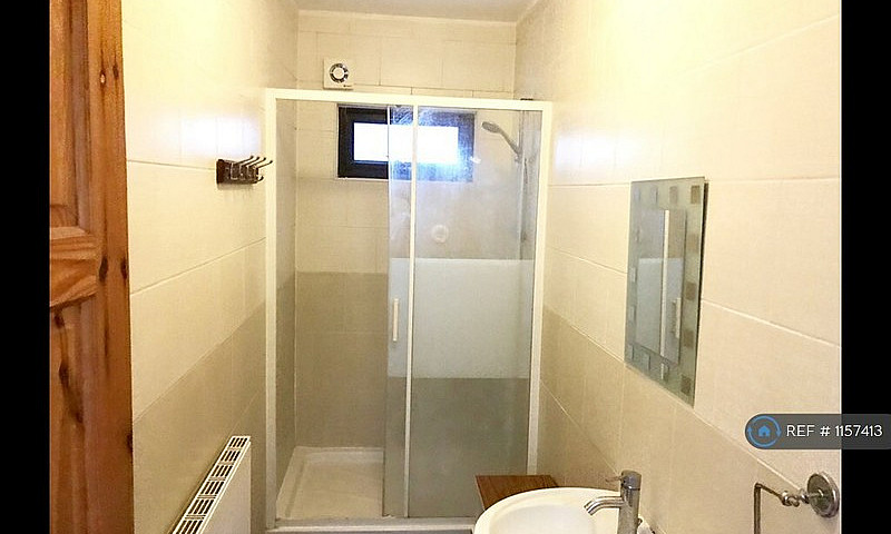 1 Bedroom In Heigham...