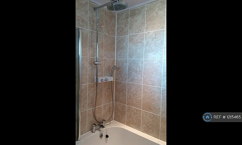 1 Bedroom House In W...