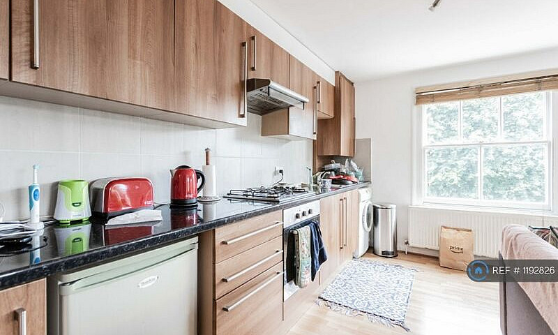 1 Bedroom Flat In Qu...