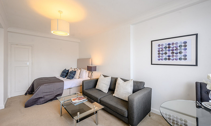 Studio Flat In Hill ...
