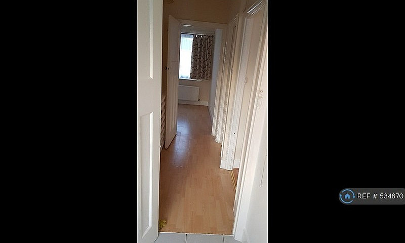 3 Bedroom House In F...