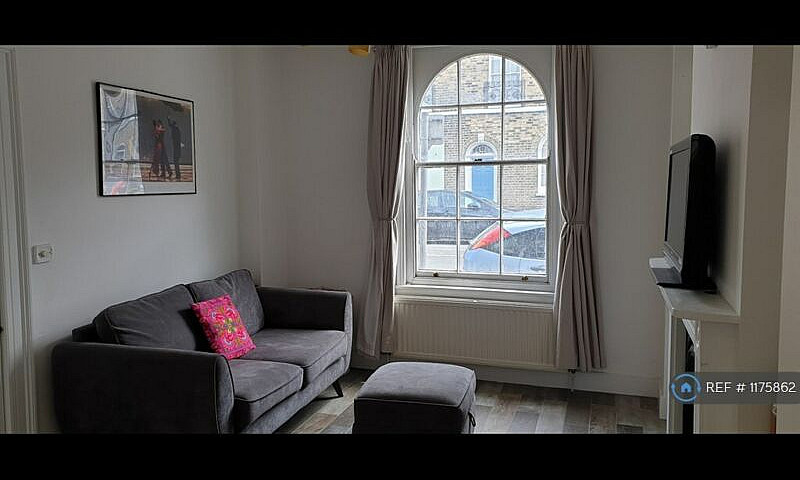 4 Bedroom House In L...