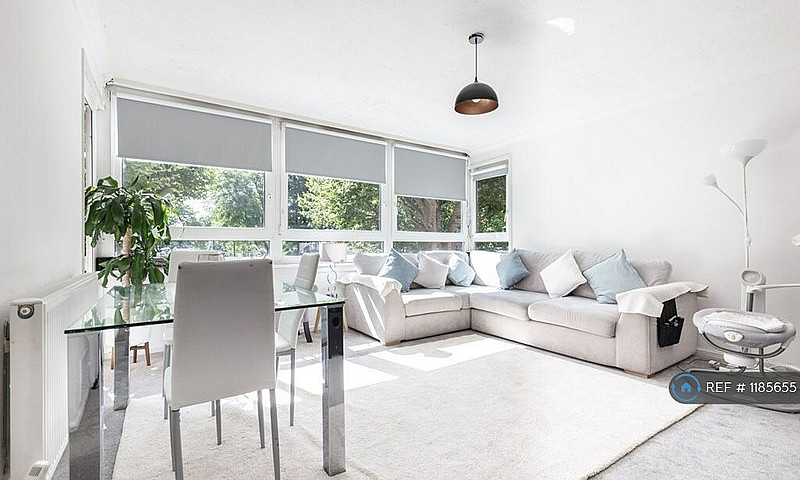 3 Bedroom Flat In Tr...