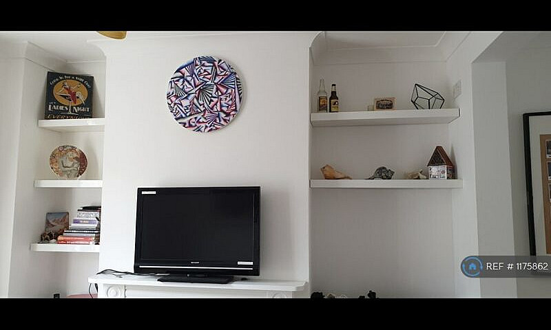 4 Bedroom House In L...