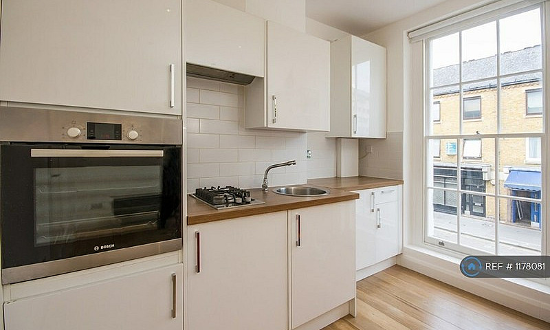 1 Bedroom Flat In Ch...