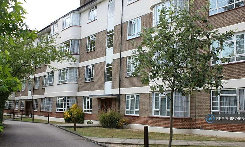 2 Bedroom Flat In Ed...