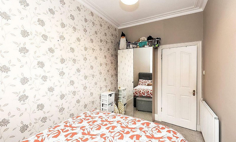 2 Bed, 1St Floor Fla...