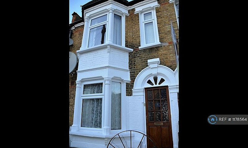 3 Bedroom House In F...